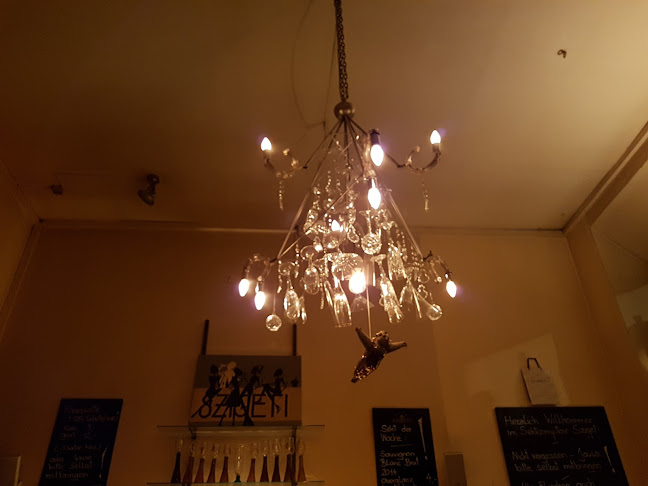 Comentarii opinii despre Michi Blaha Sekt Comptoir Szigeti