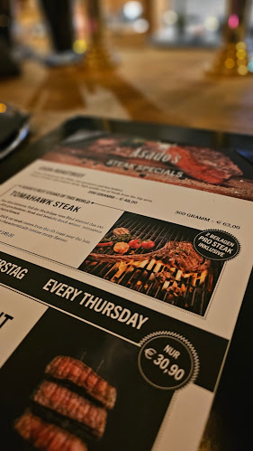 Asado's Steakhouse, Bar & Lounge - Gastronomie und Hotellerie