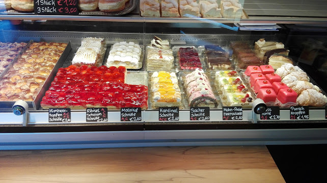 Opinii despre Dein Bäcker Danecker Viehdorferstraße în Amstetten - Gastronomie und Hotellerie