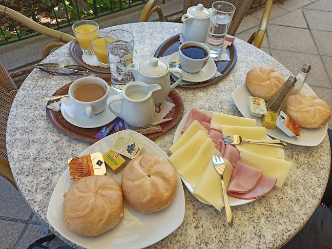 Opinii despre Cafe Konditorei Alber în Payerbach - Gastronomie und Hotellerie
