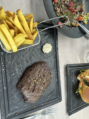 Comentarii opinii despre Asado's Steakhouse, Bar & Lounge