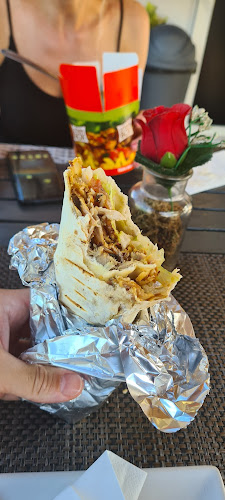 Comentarii opinii despre Rossau Imbiss Döner/ Burger/