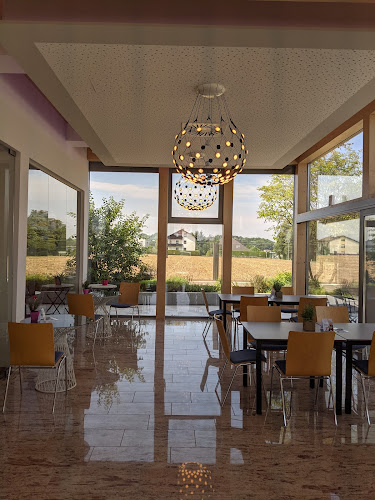 HOLZHAUS E1NS - Gastronomie und Hotellerie