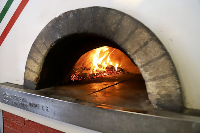 Pizza Al Forno - Gastronomie und Hotellerie