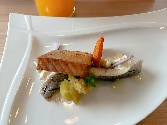 Comentarii opinii despre Bäckerei, Café, Konditorei Rößlhuber