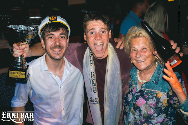 Comentarii opinii despre Erni Bar