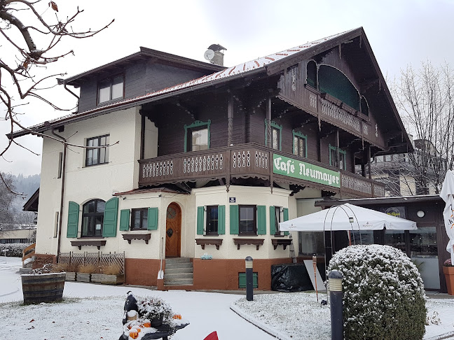 Café Neumayer