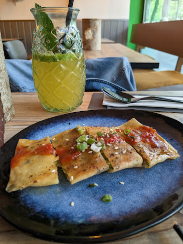 Comentarii opinii despre Closed.