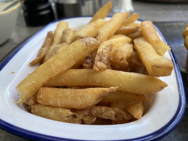 Opinii despre Mama & der Bulle în Wien - Gastronomie und Hotellerie