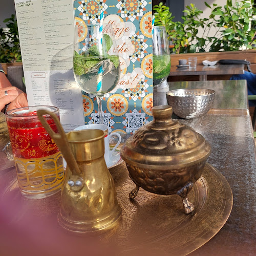 Julius-Tandler-Platz 7, 1090 Wien