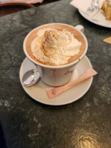 Comentarii opinii despre Herr Leopold - Neue Wiener Kaffeehauskultur