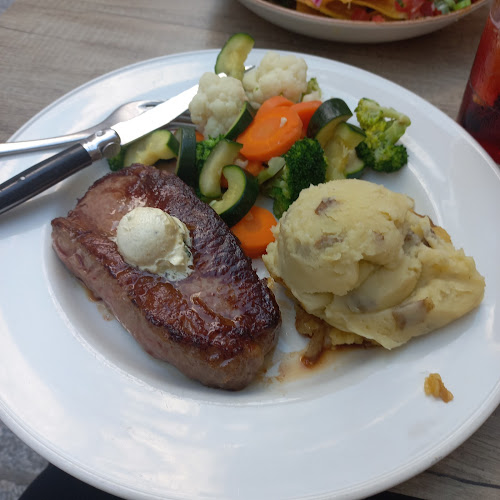 Opinii despre Hard Rock Cafe în Innsbruck - Gastronomie und Hotellerie