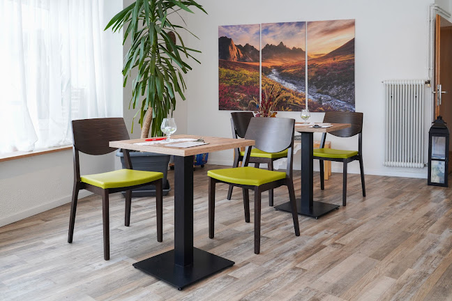 Opinii despre Sweet & Spice Patisserie Konfisserie în Wilhelmsburg - Gastronomie und Hotellerie