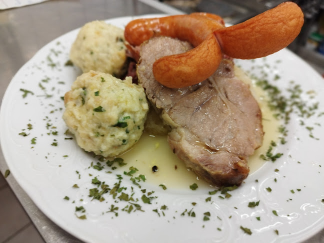 Feiastö - Gastronomie und Hotellerie