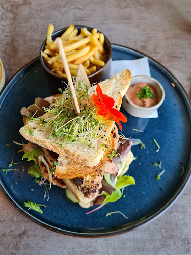 zum „STERZ" Bauernladen/Lokal - Gastronomie und Hotellerie