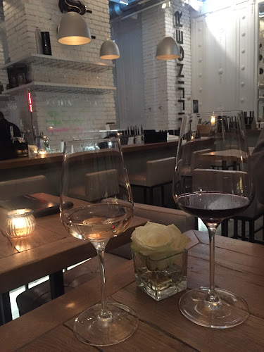 Leo HILLINGER Wineshop & Bar Wollzeile - Wien