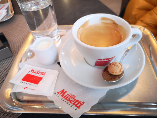 Comentarii opinii despre Brotbar Cafe-Bäckerei