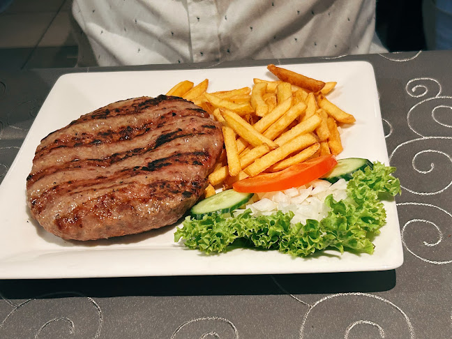 Hütteldorfer Str. 77, 1150 Wien