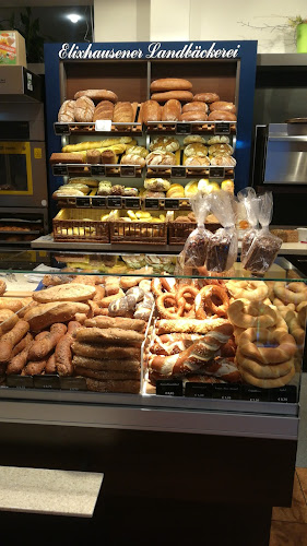 Opinii despre Elixhausener Landbäckerei GmbH Bäckerei & Café în Salzburg - Gastronomie und Hotellerie
