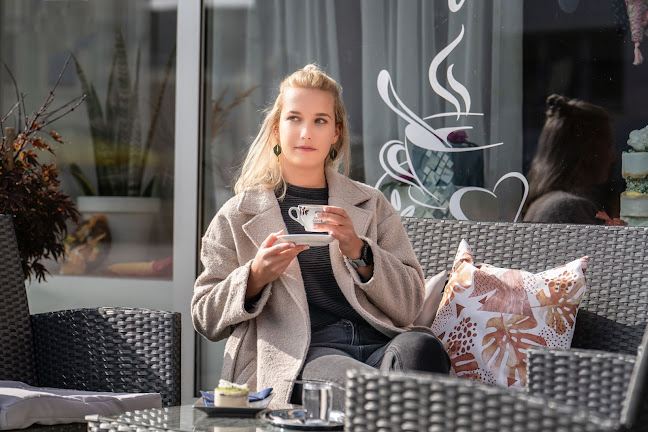 Comentarii opinii despre Sweet & Spice Patisserie Konfisserie