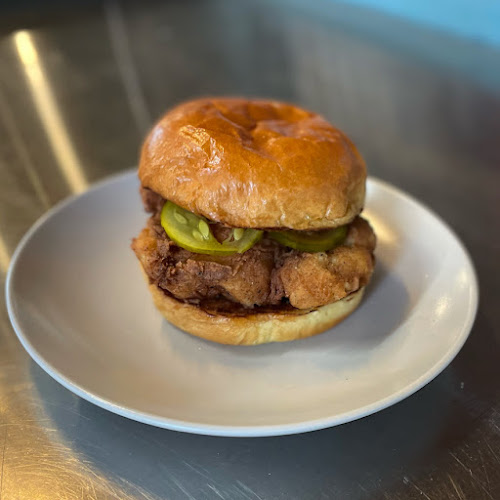 Dazwischen - Gastronomie und Hotellerie