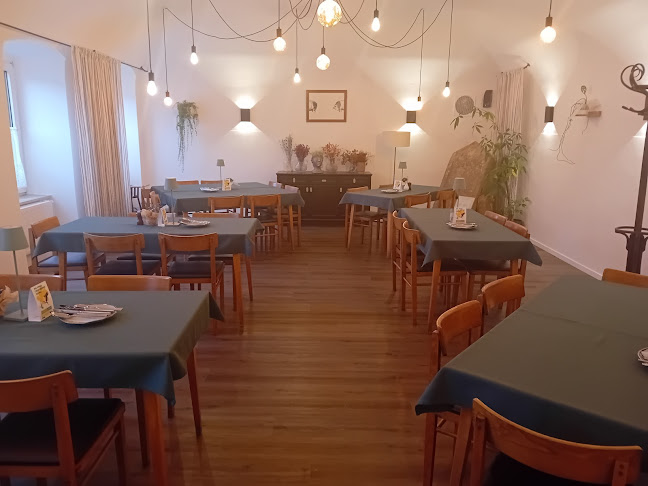 Klosterpl. 2, 2410 Hainburg an der Donau