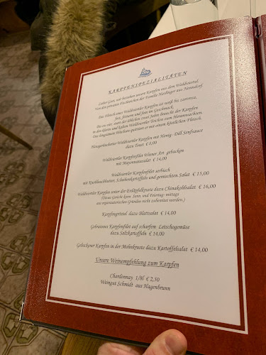 Opinii despre Tirolerstuben în Aderklaa - Gastronomie und Hotellerie