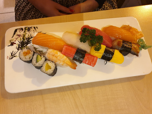 Comentarii opinii despre MYOMI Restaurant