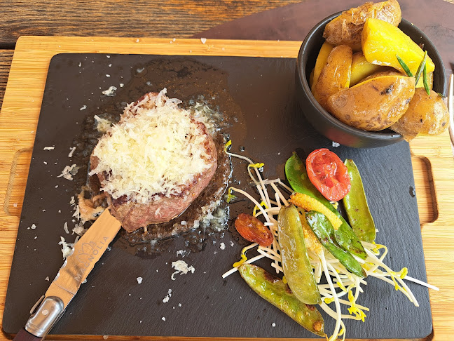 Comentarii opinii despre Magnolia - Steak- & Wirtshaus