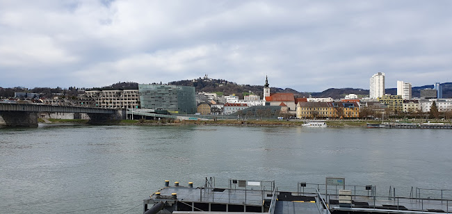 Doktor-Ernst-Koref-Promenade 1, 4020 Linz