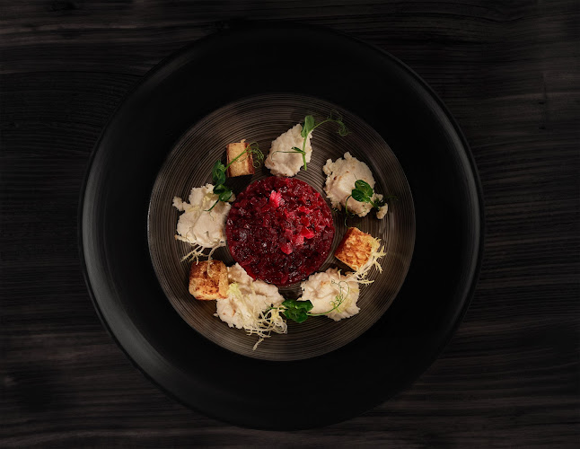 Opinii despre Lebenberg Restaurant & Iconic Bar în Kitzbühel - Gastronomie und Hotellerie