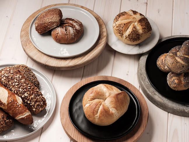 Opinii despre Honeder Naturbackstube în Asten - Gastronomie und Hotellerie