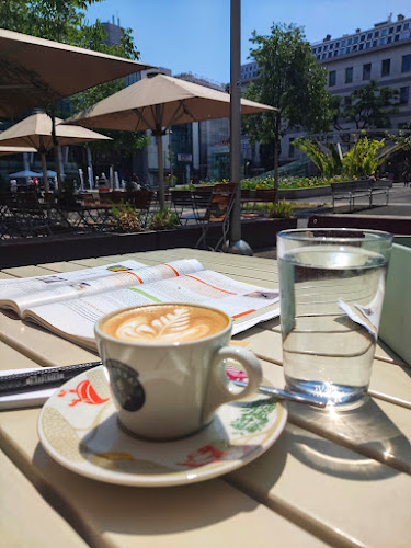 Piazza Colombo - Gastronomie und Hotellerie