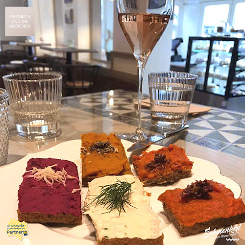 Opinii despre Das Friedrich în Baden - Gastronomie und Hotellerie