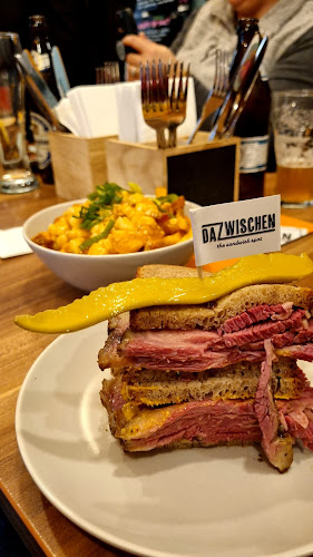 Opinii despre Dazwischen în Wien - Gastronomie und Hotellerie