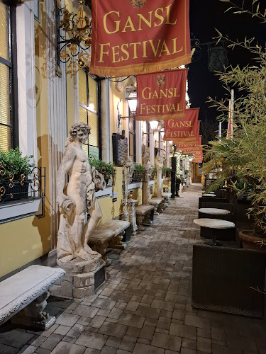 Opinii despre Marchfelderhof în Deutsch-Wagram - Gastronomie und Hotellerie