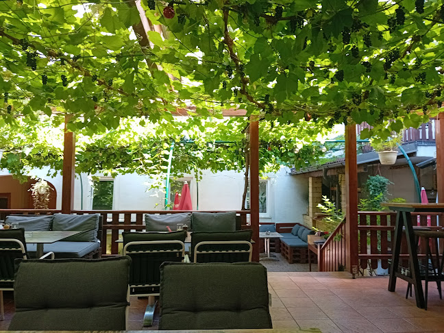 Opinii despre Gasthaus Haydnstüberl. Inh.Stefan Weber în Hainburg an der Donau - Gastronomie und Hotellerie