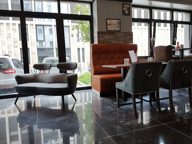 Comentarii opinii despre Game and Dine