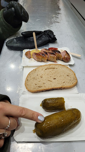 Opinii despre Würstelbox în Wien - Gastronomie und Hotellerie