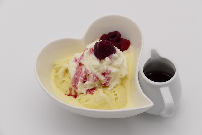 Opinii despre Schirmbar zum Storchennest în Bad Erlach - Gastronomie und Hotellerie