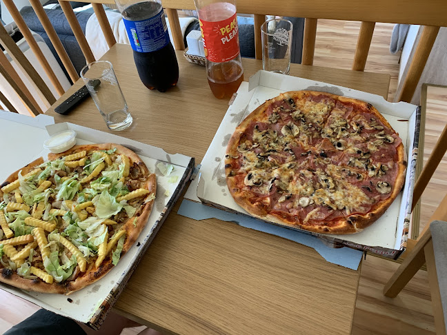 Stella Kebap Pizza