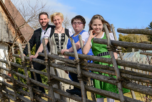 Opinii despre Rodelstub´n Koglhof, Pfurtscheller Harald e.U. în Birkfeld - Gastronomie und Hotellerie