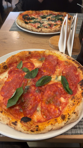 Opinii despre Ristorante La Sosta în Wien - Gastronomie und Hotellerie