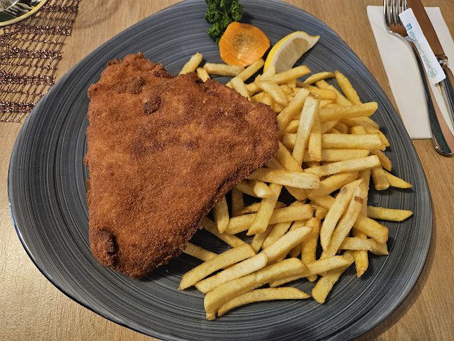 Cafe Restaurant Inside