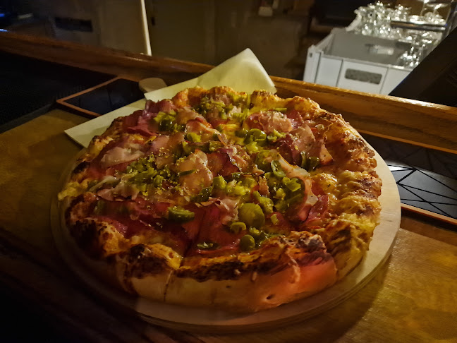 Opinii despre Rutsche Pub - Bar în Wenns - Gastronomie und Hotellerie