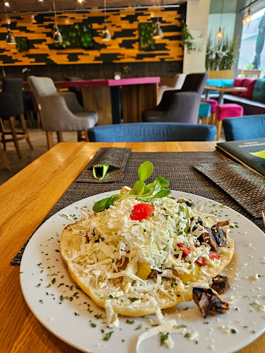 Opinii despre Café Restaurant Denito în Wien - Gastronomie und Hotellerie