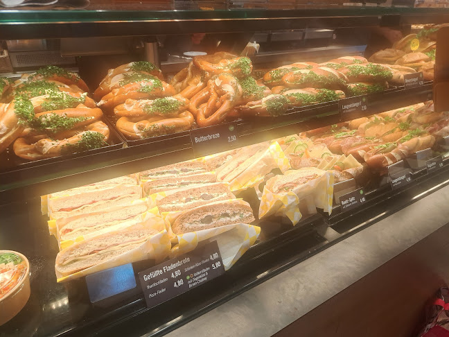 Der Bäcker Ruetz - Hauptbahnhof - Gastronomie und Hotellerie