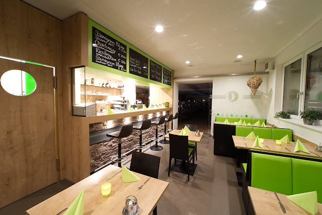 Opinii despre U1 Café Restaurant - Bludenz în Bludenz - Gastronomie und Hotellerie