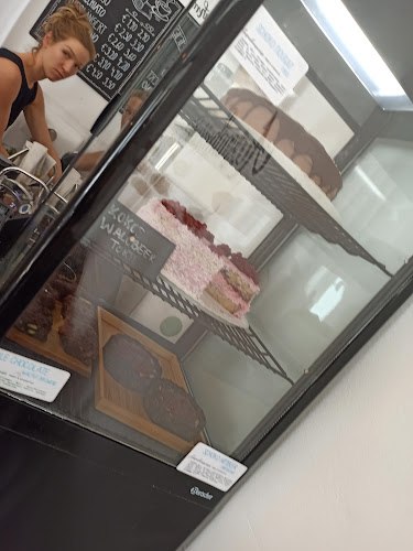 ausnahmsweise - Café für vegane, glutenfreie Kuchen - Wien