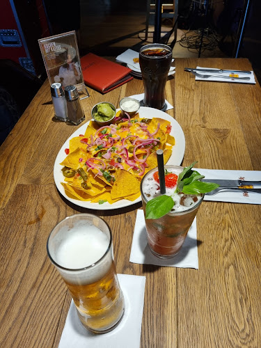 Comentarii opinii despre Hard Rock Cafe